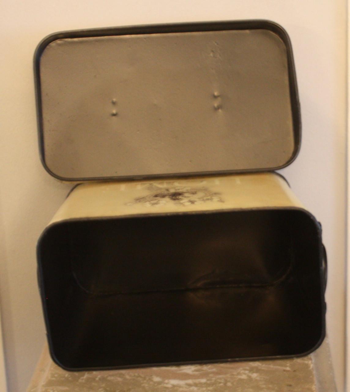 Brocante blikken doos