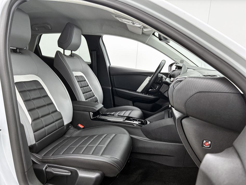 Citroen C4 130 pk automaat max | rijklaar | adaptive cruise | keyless entry