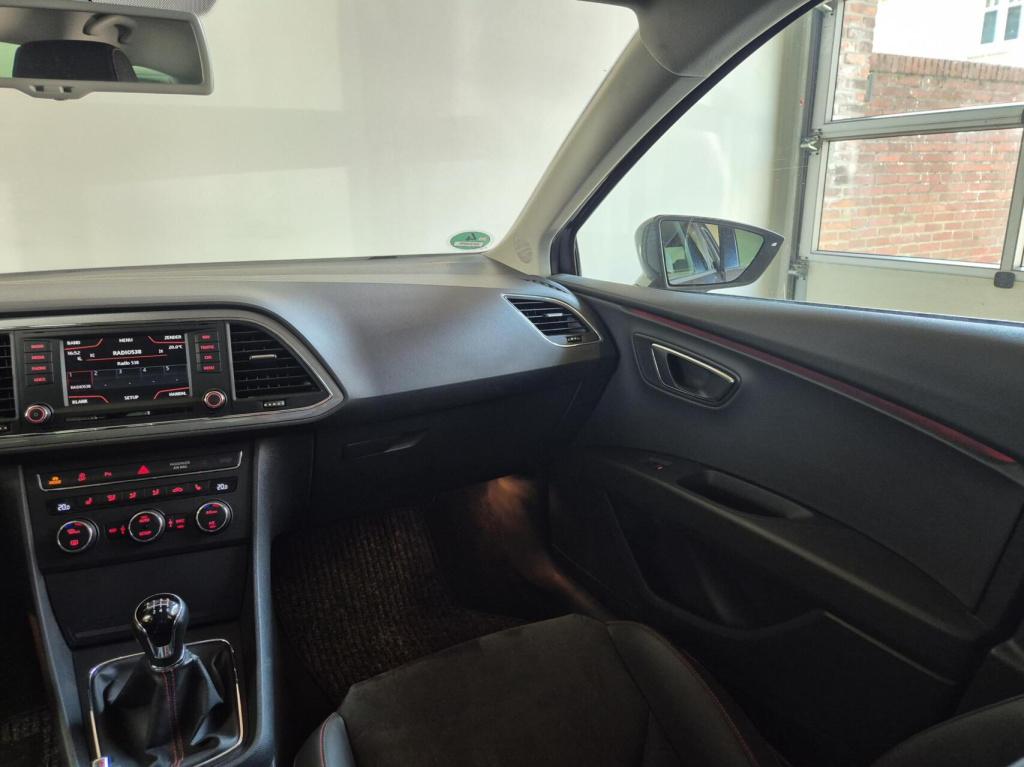 Seat Leon st 1.4 tsi fr / dealeronderhouden