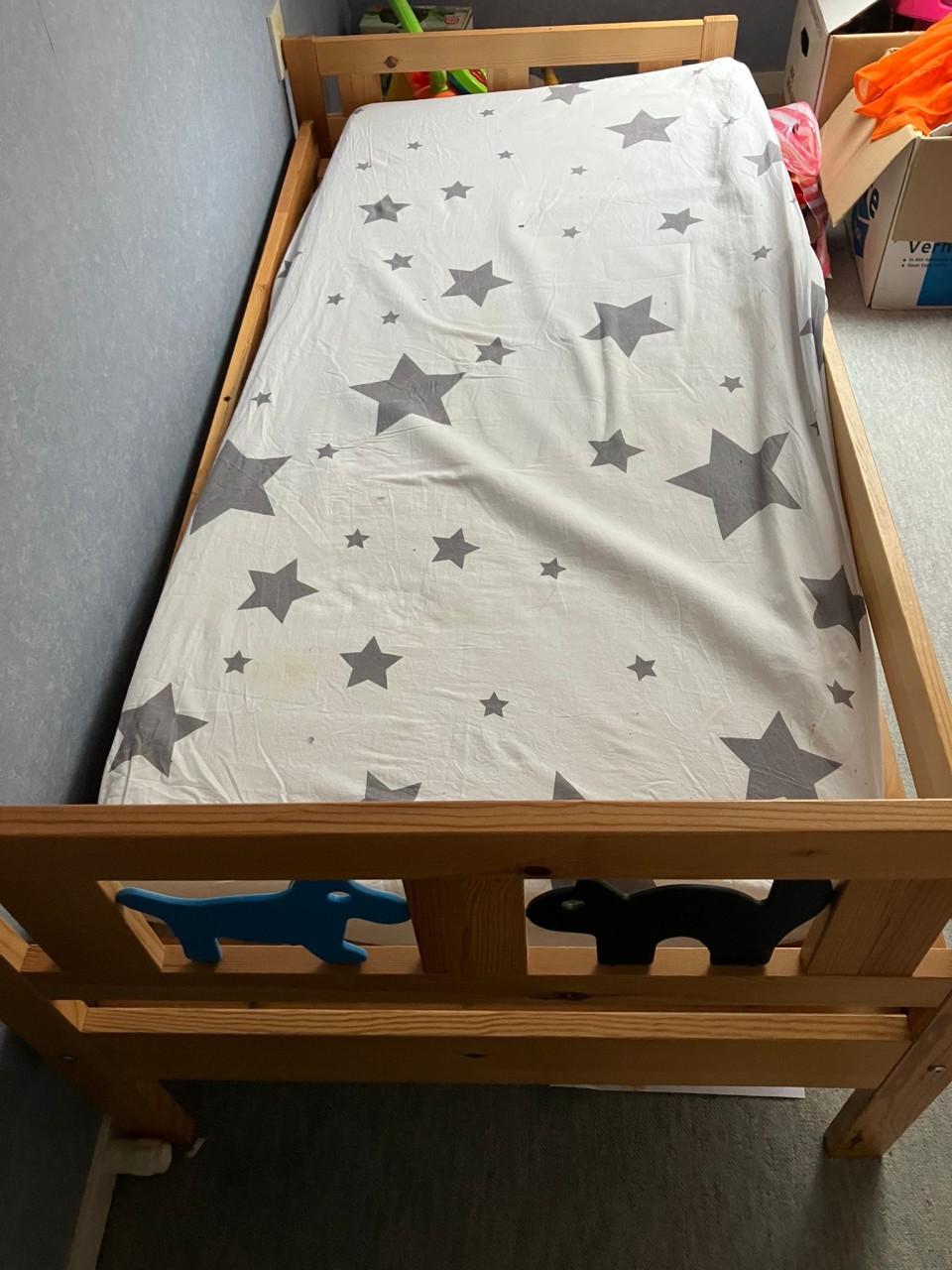 Kinderbedje en ledikantje