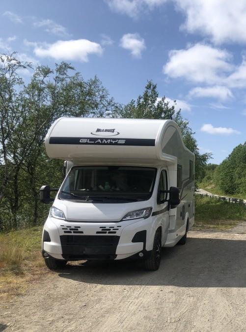Mc Louis Glamys 365 2025 met 20.000km familiecamper Euro 6