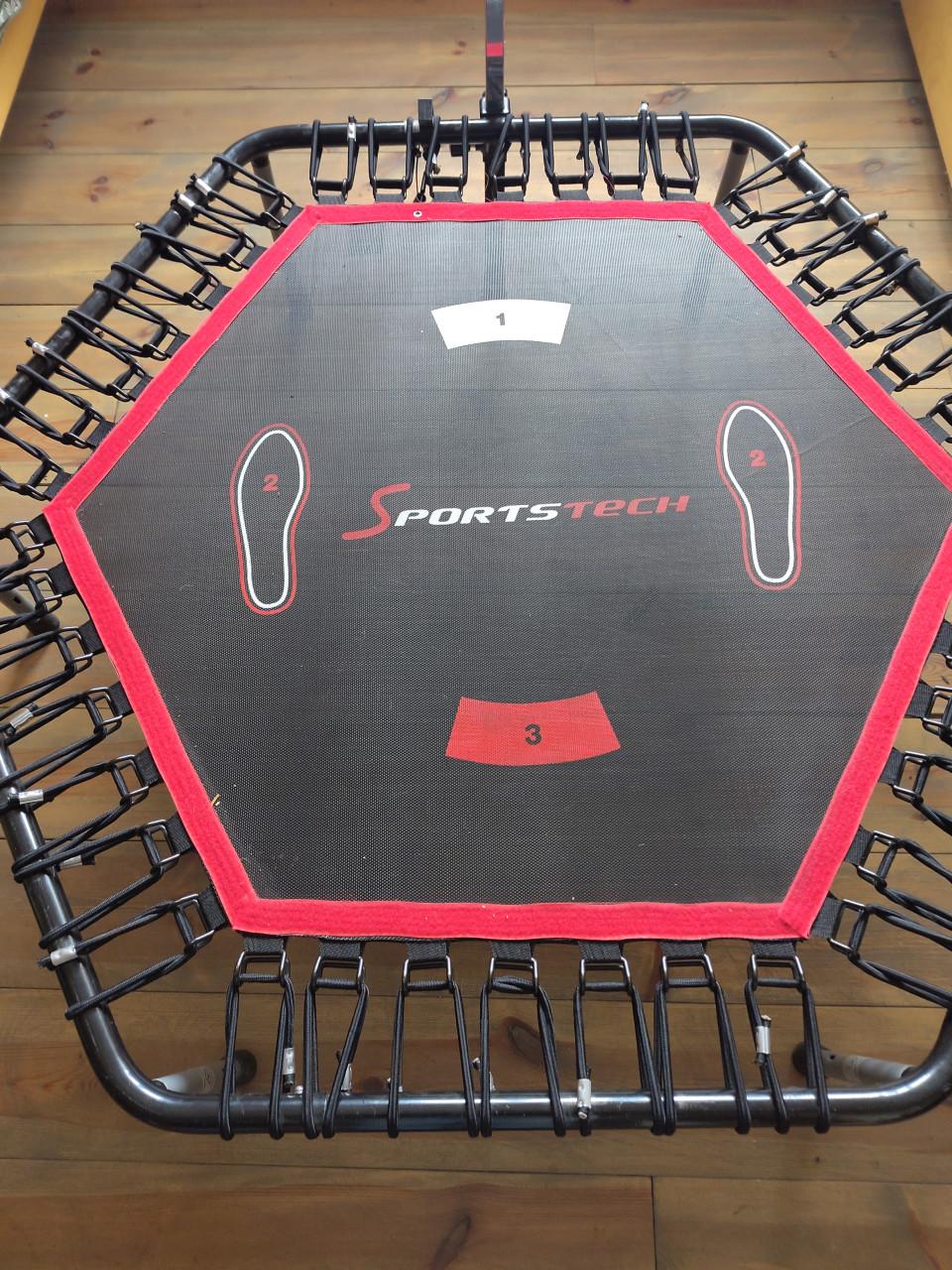 Fijne opvouwbare trainingstrampoline sportstechHTX 100