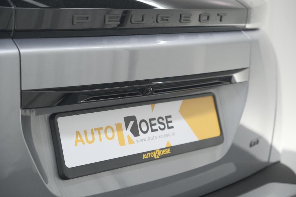 Peugeot 2008 puretech 130 eat8 gt | 360 camera | stoelmassage | adaptieve c