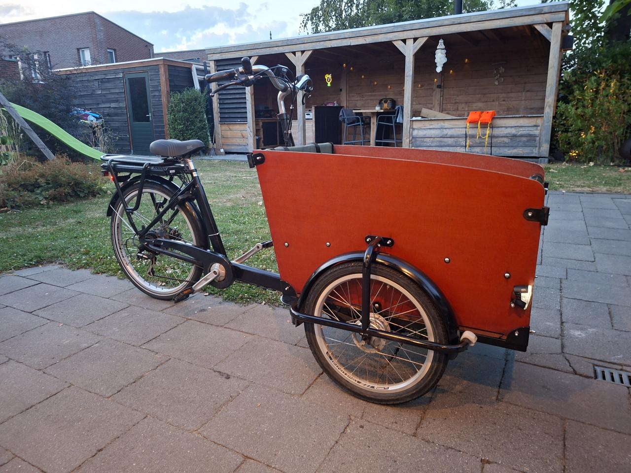 Te koop elektrische babboe big bakfiets.