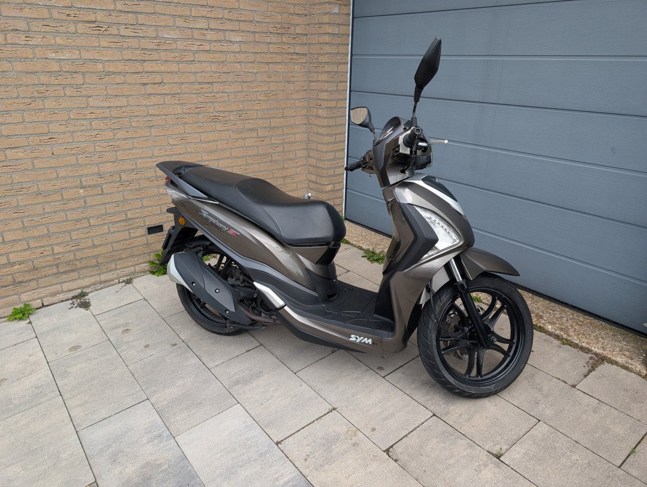 Zeer nette Sym Symphony ST scooter met slechts 5700 echte km op de teller