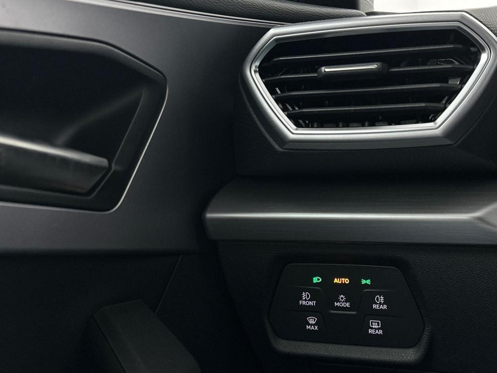 Seat Leon sportstourer fr business 1.5 tsi ehybrid 150 kw / 204 pk statio