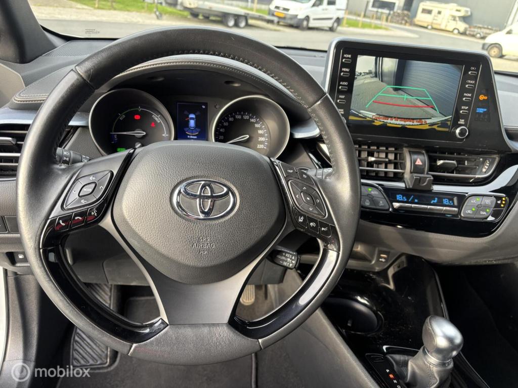 Toyota C-hr 1.8 hybrid bi-tone