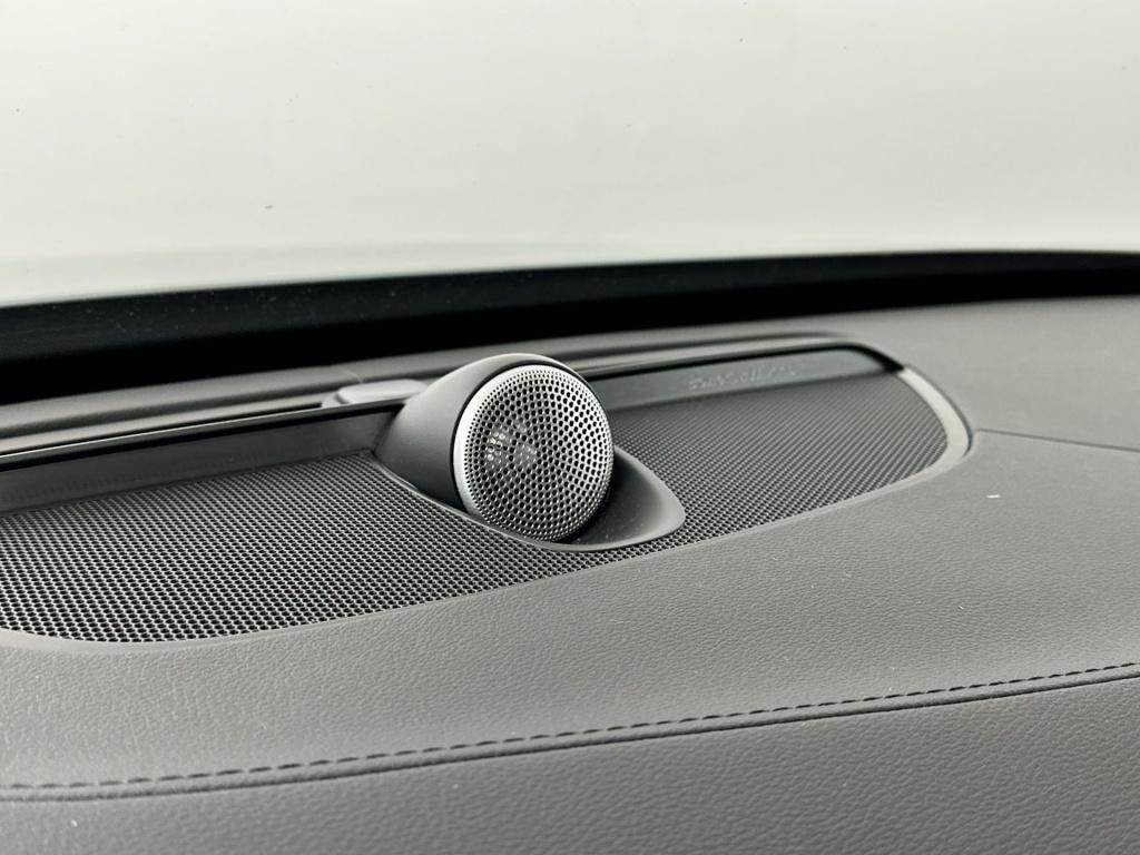 Volvo XC90 t8 455pk recharge ultra dark| full options!! b&w | luchtvering