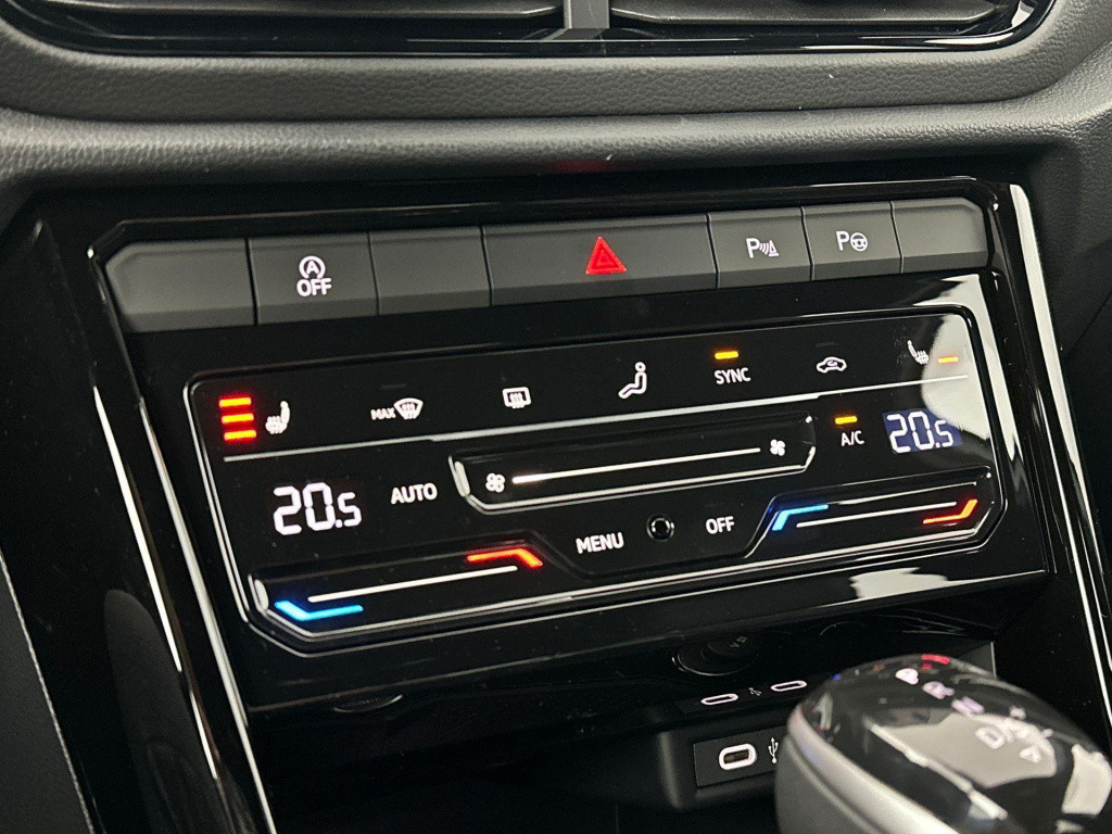 Volkswagen T-roc r-line-edition 1.5 110 kw / 150 pk tsi suv 7 versn