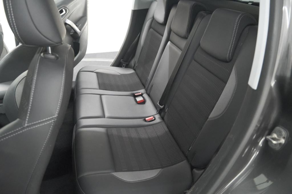 Peugeot 2008 puretech 110 eat6 allure | camera | navigatie | parkeersensore