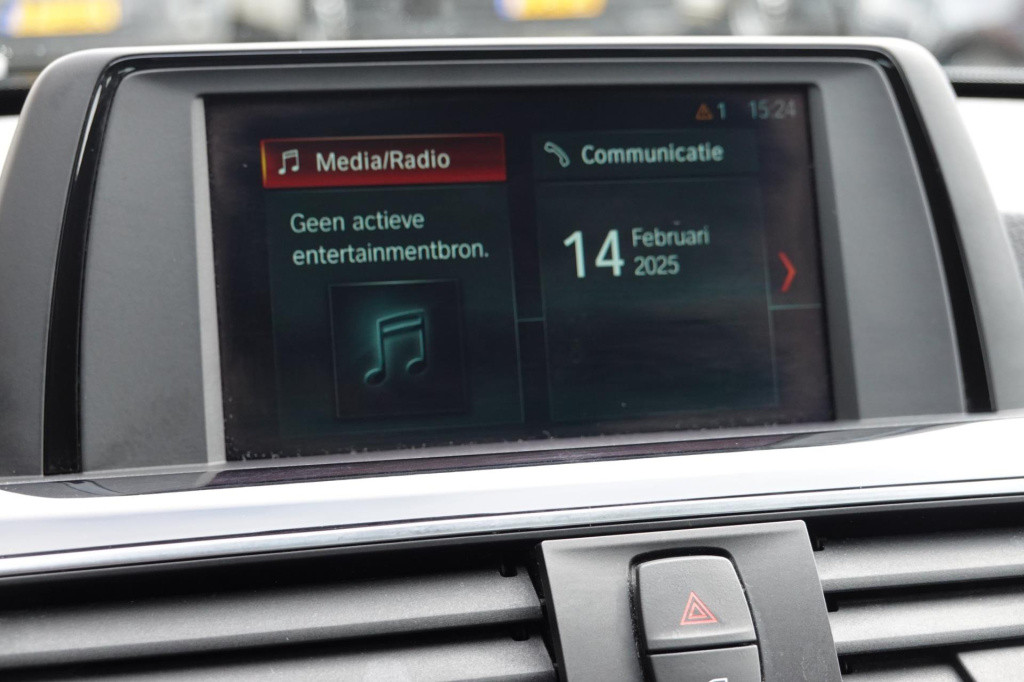 BMW 3-serie 320i executive