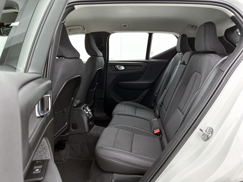 Volvo XC40 1.5 t4 recharge inscription expression / navigatie / elec. achte