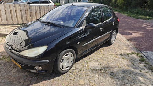 Peugeot 206 1.4 gentry 5deurs