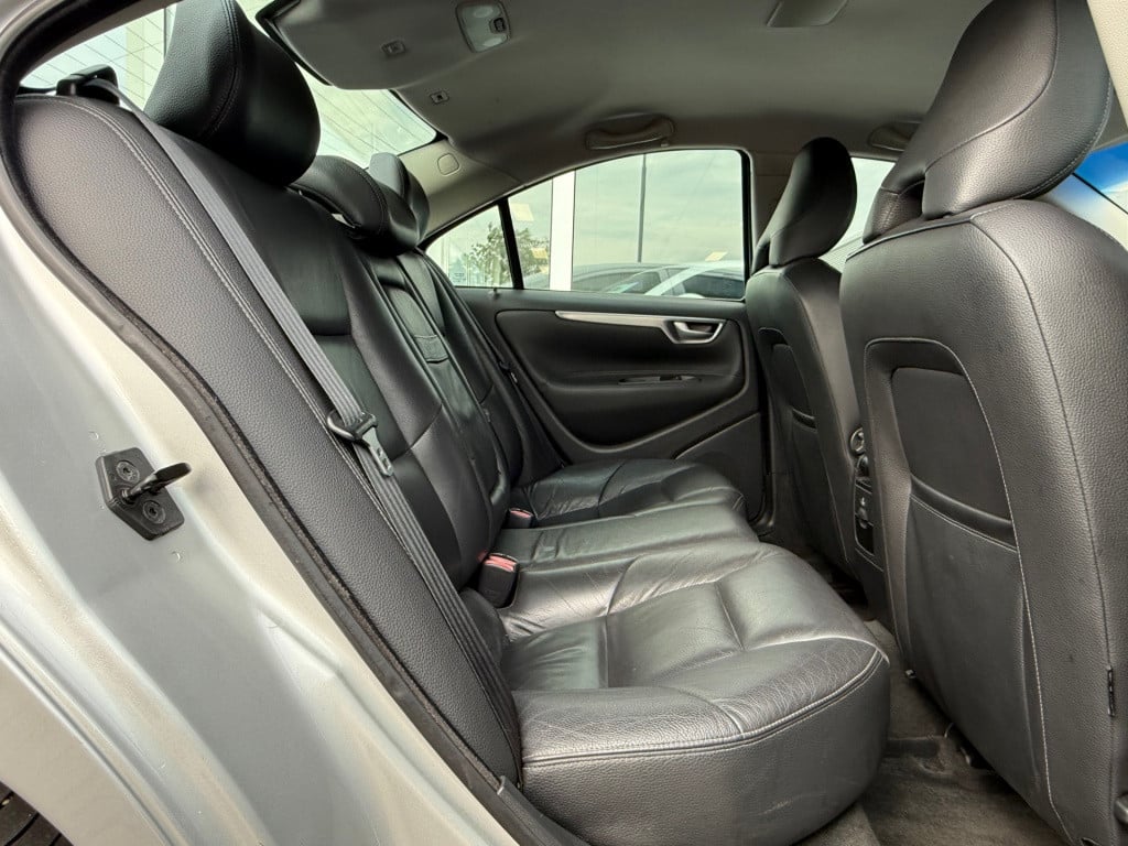 Volvo S60 2.4 momentum