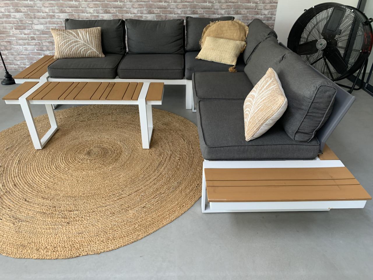 Loungeset met kussens, hoge en lage tafel