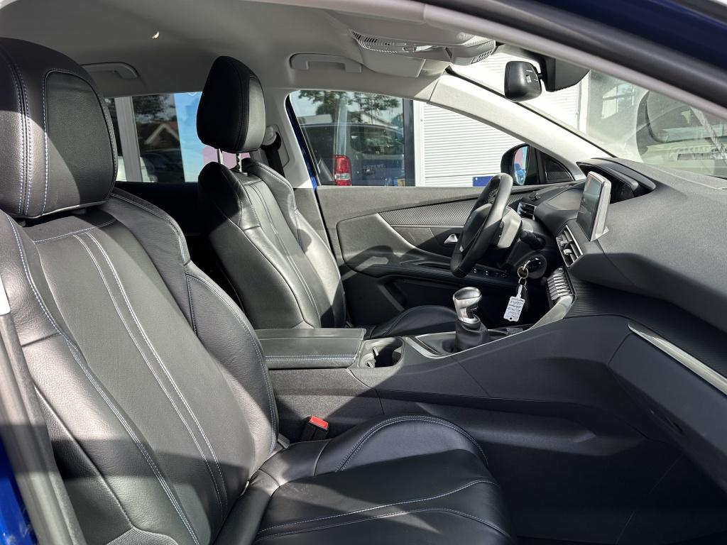 Peugeot 3008 1.2 puretech 130pk s&s blue lease executive