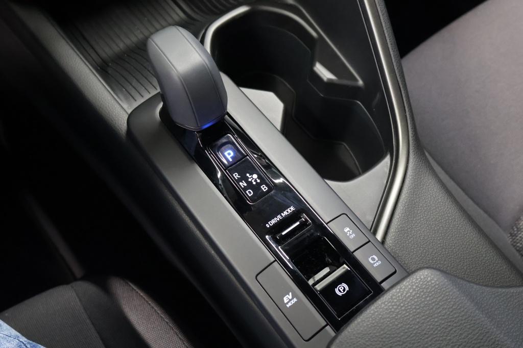 Toyota C-hr 1.8 hybrid 140 active