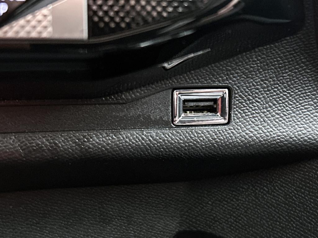 Ds Ds 3 crossback e-tense business 50 kwh | stoelverwarming | 360 camera | 