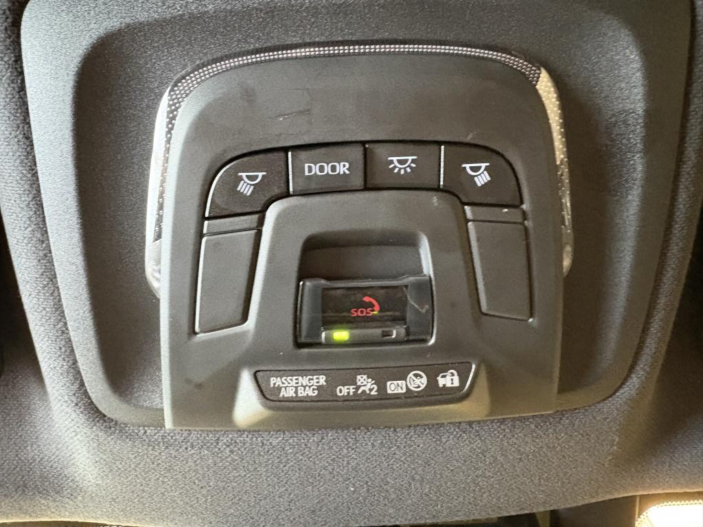 Toyota C-hr 1.8 hybrid 140 dyn