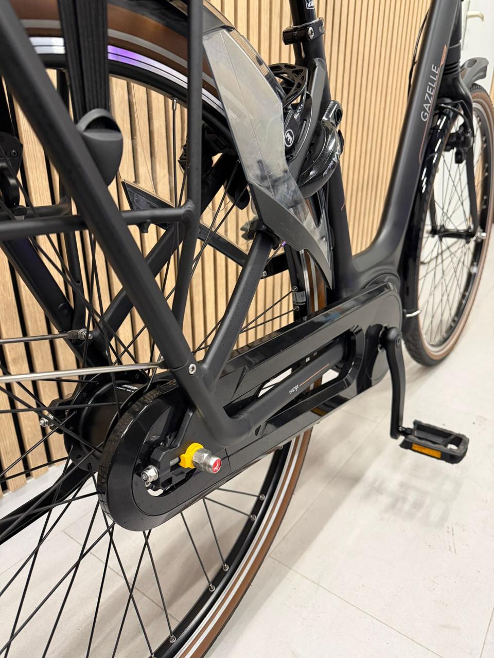 Gazelle Orange C8 Bosch Active Line Plus 500Wh 46CM