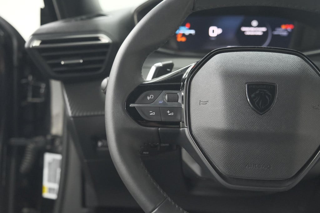 Peugeot 2008 hybrid 136 e-dcs6 allure | 360 camera | adaptieve cruise contr