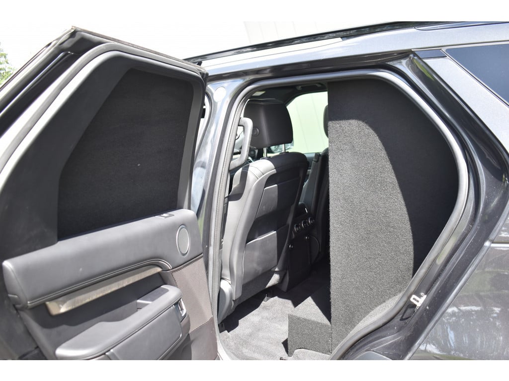 Land Rover Discovery 3.0 td6 hse € 49.950 excl btw