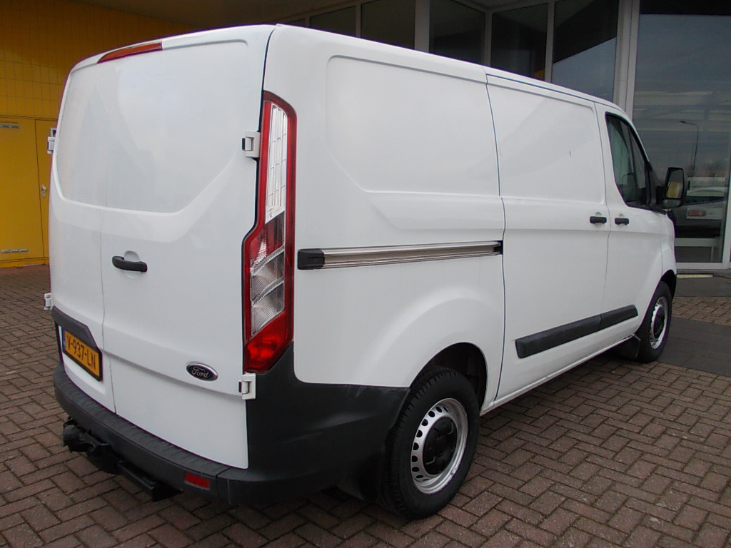 Ford Transit Custom 2.0 tdci airco, schuifdeur, 3-zits, trekhaak