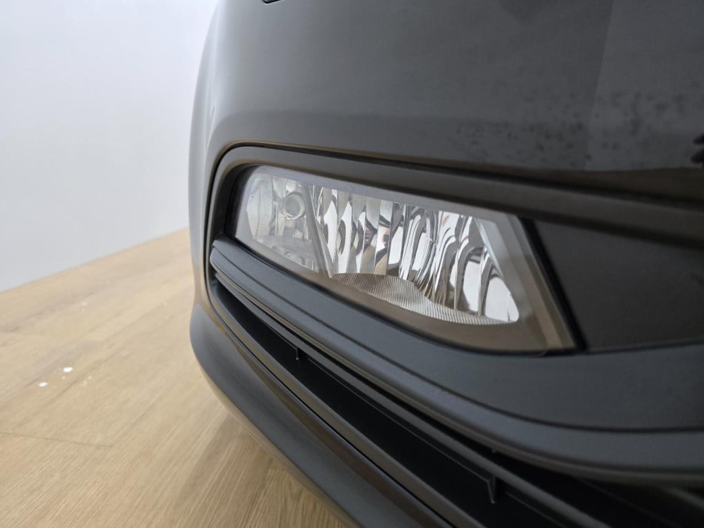Volkswagen Polo occasion 1.2 tsi highline automaat in black edition | sport