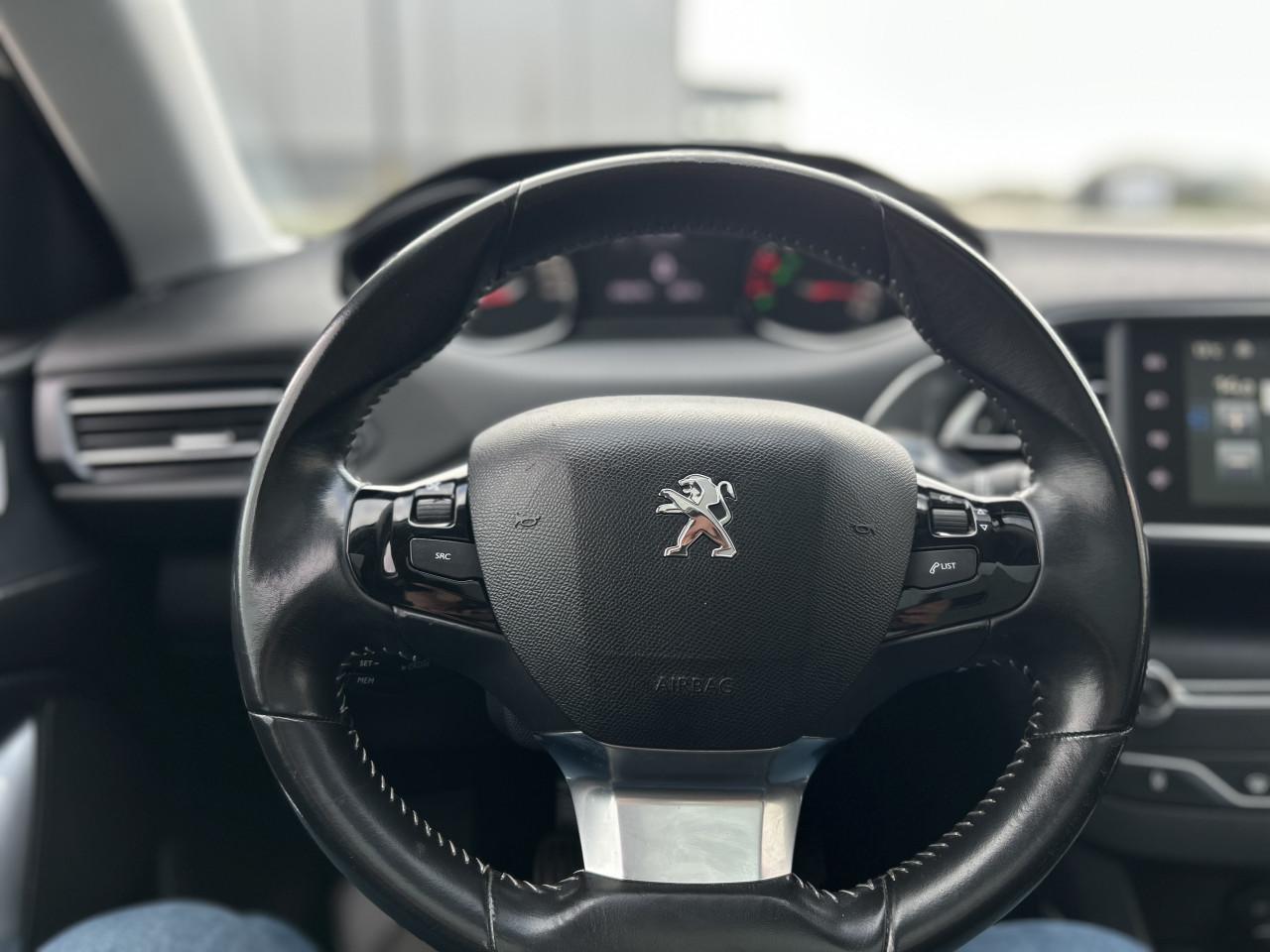 Peugeot 308 1.6 THP Allure 157 PK/PANO/CRUISE CONTR/KEY-LESS