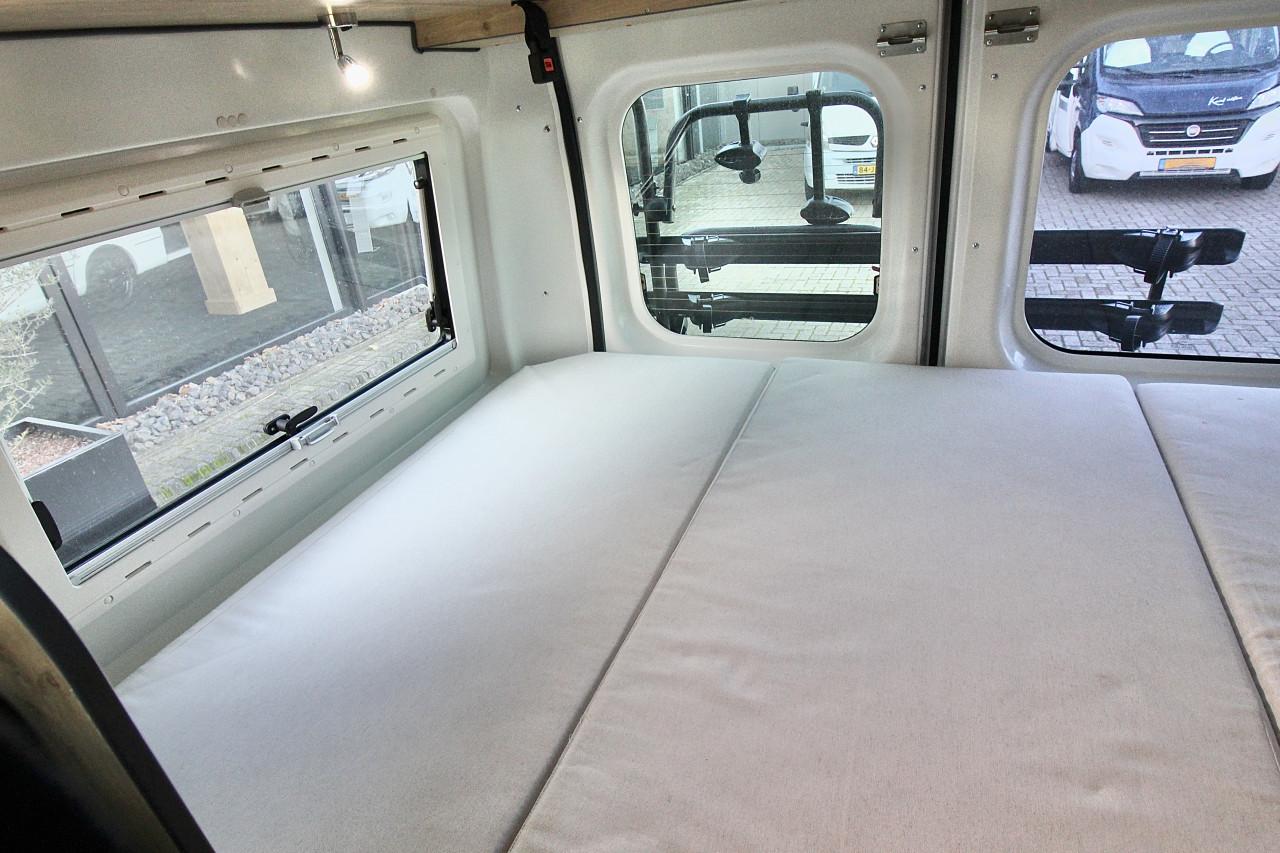 Roller Team Livingstone (Vast bed, 77.000KM, met véél opties!!!)