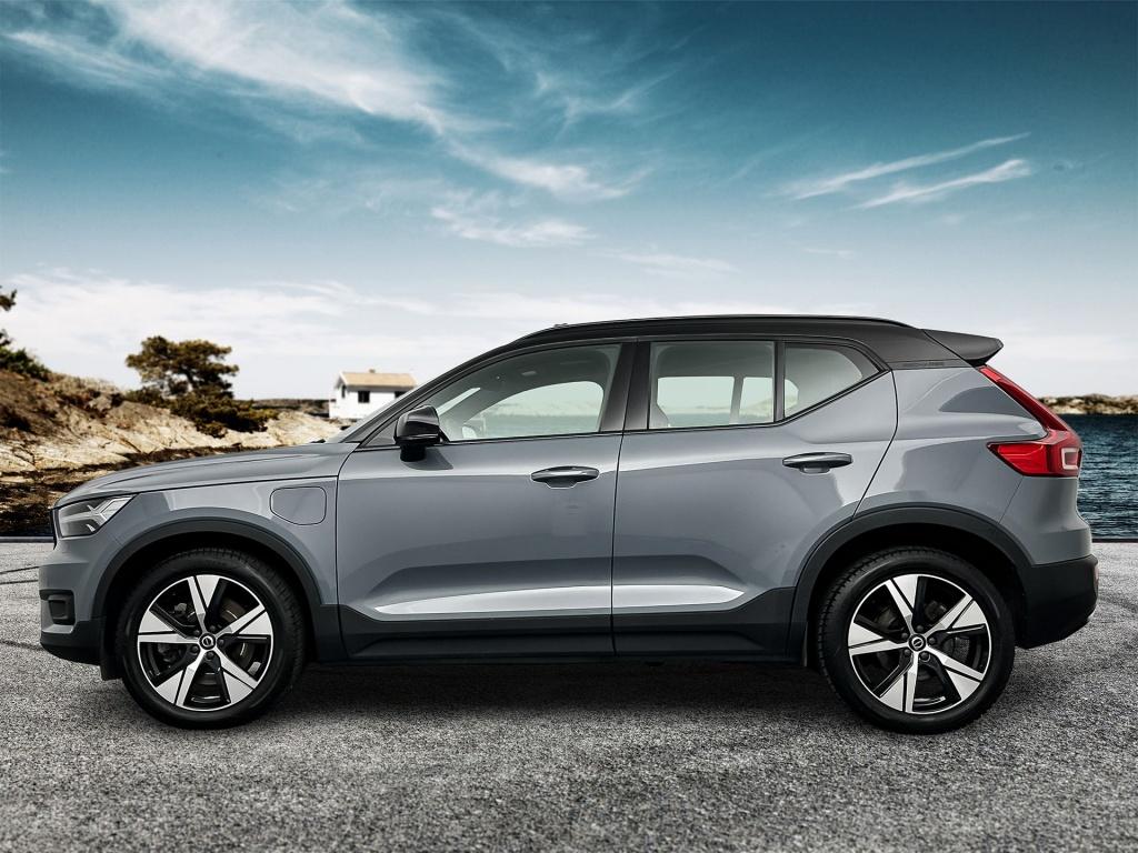 Volvo XC40 t5 262pk recharge r-design| pano| 360camera| ada.cruise| keyless