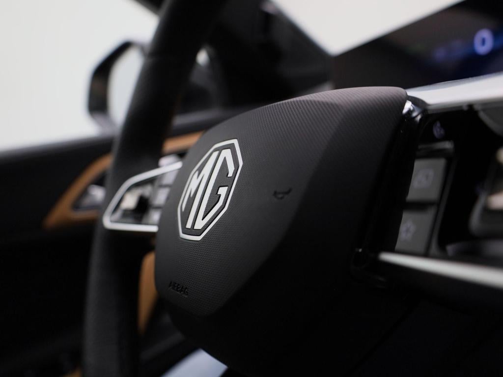 MG Hs 1.5 phev aut. luxury