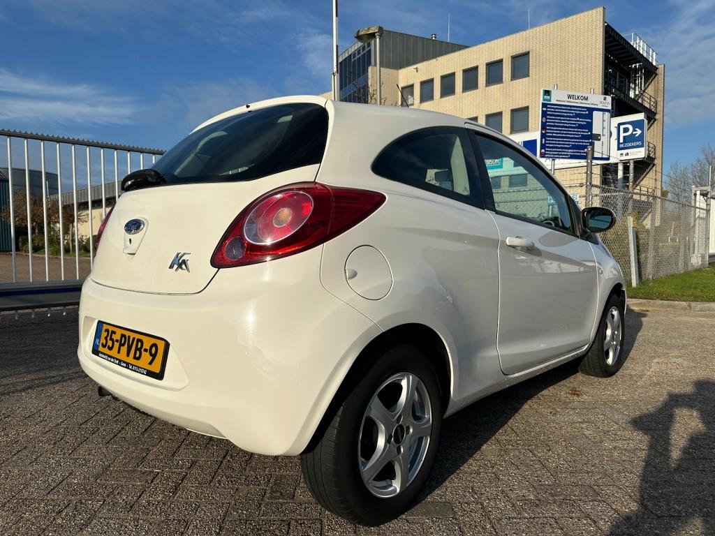 Ford KA 1.2 comfort start/stop lage km airco