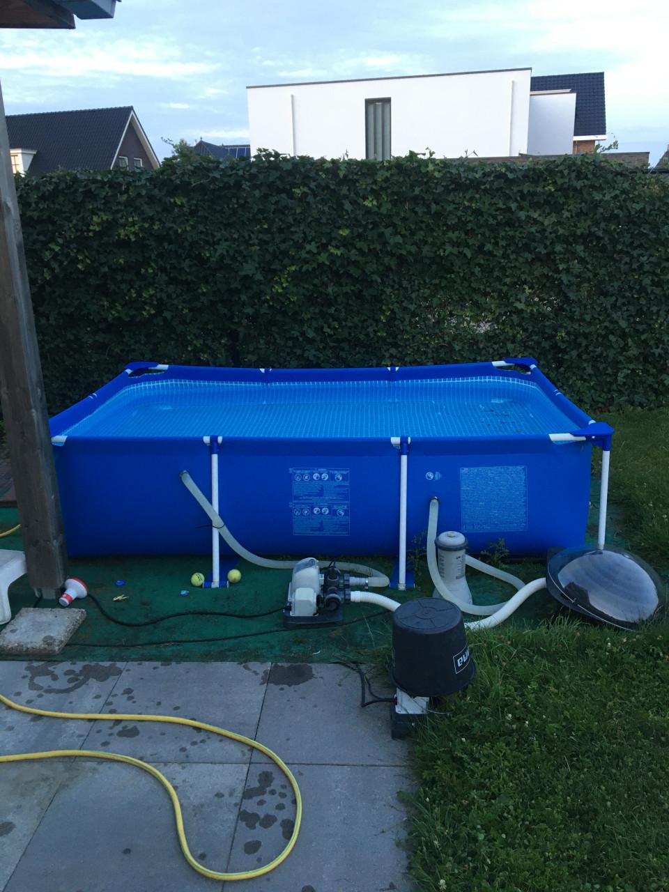 Intex frame zwembad 300x200x75 plus veel accesoires