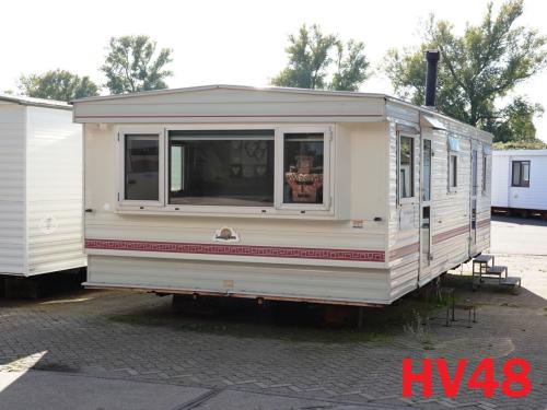 Betaalbare stacaravan met dubbel glas en 2 slaapkamers te koop