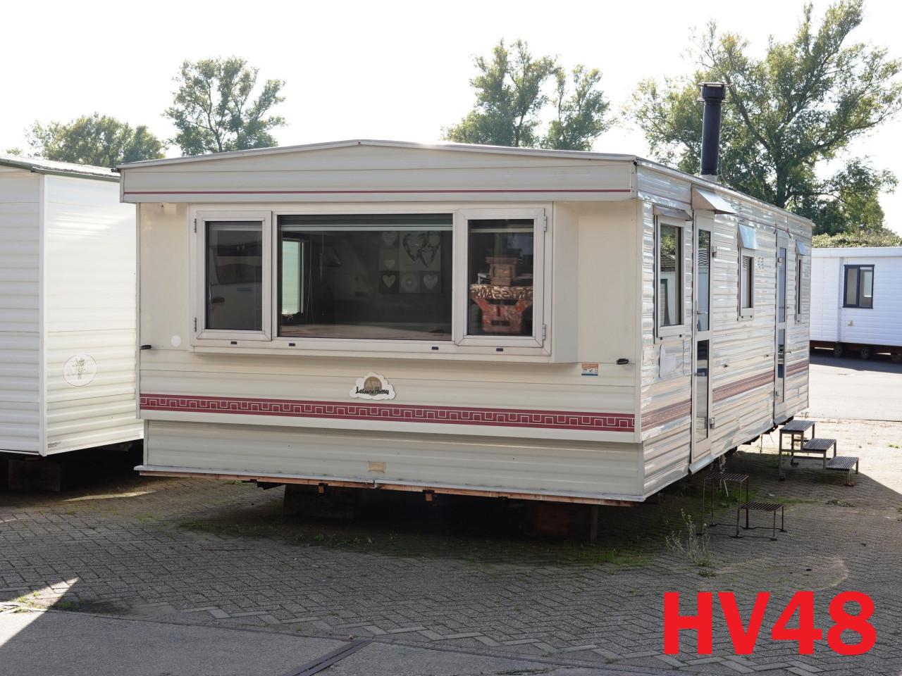 Betaalbare stacaravan met dubbel glas en 2 slaapkamers te koop