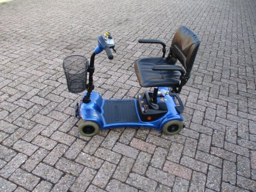 Opvouwbare Sterling 4wiel scootmobiel compleet met de oplader