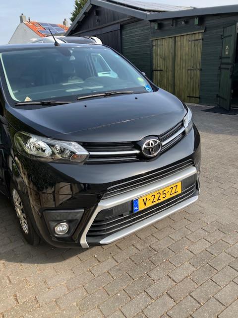 Rolstoelbus met lift, Toyota ProAce uit 2019