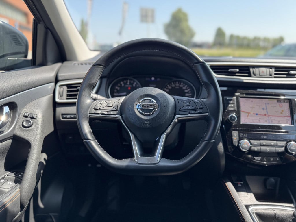 Nissan Qashqai 1.3 dig-t n-motion | trekhaak | panoramadak | apple carplay/