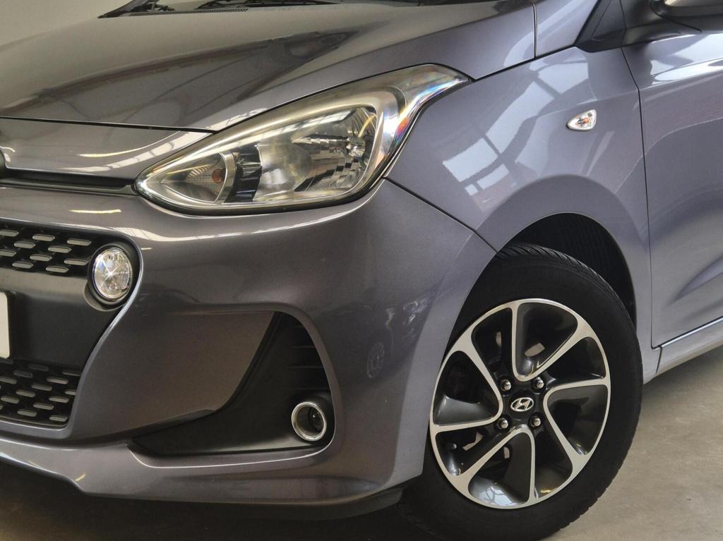 Hyundai I 10 1.0i comfort / stuur-stoel verwarming / 1e eigenaar / nieuwe k