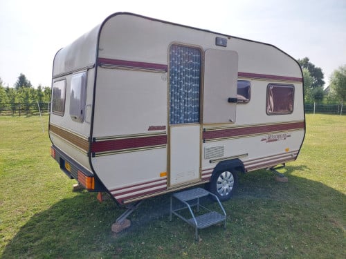 LMC 400F Retro caravan, goedkoop!