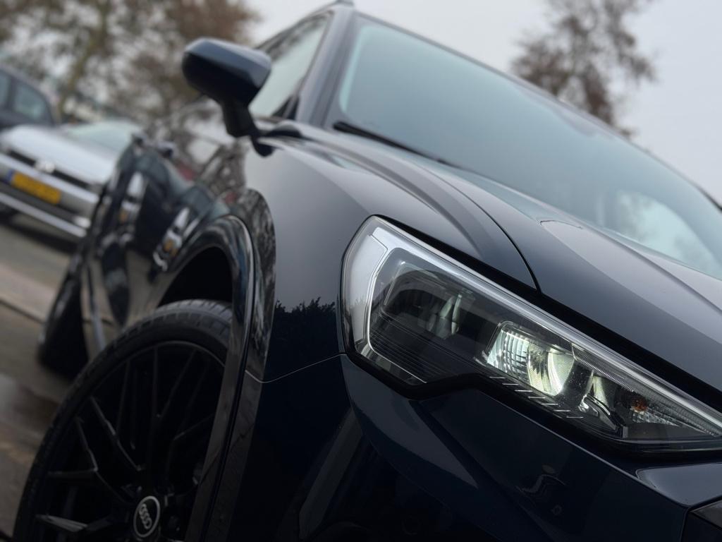 Audi Q3 35 tfsi * leder / alcantara * stoelverwarming * navigatie