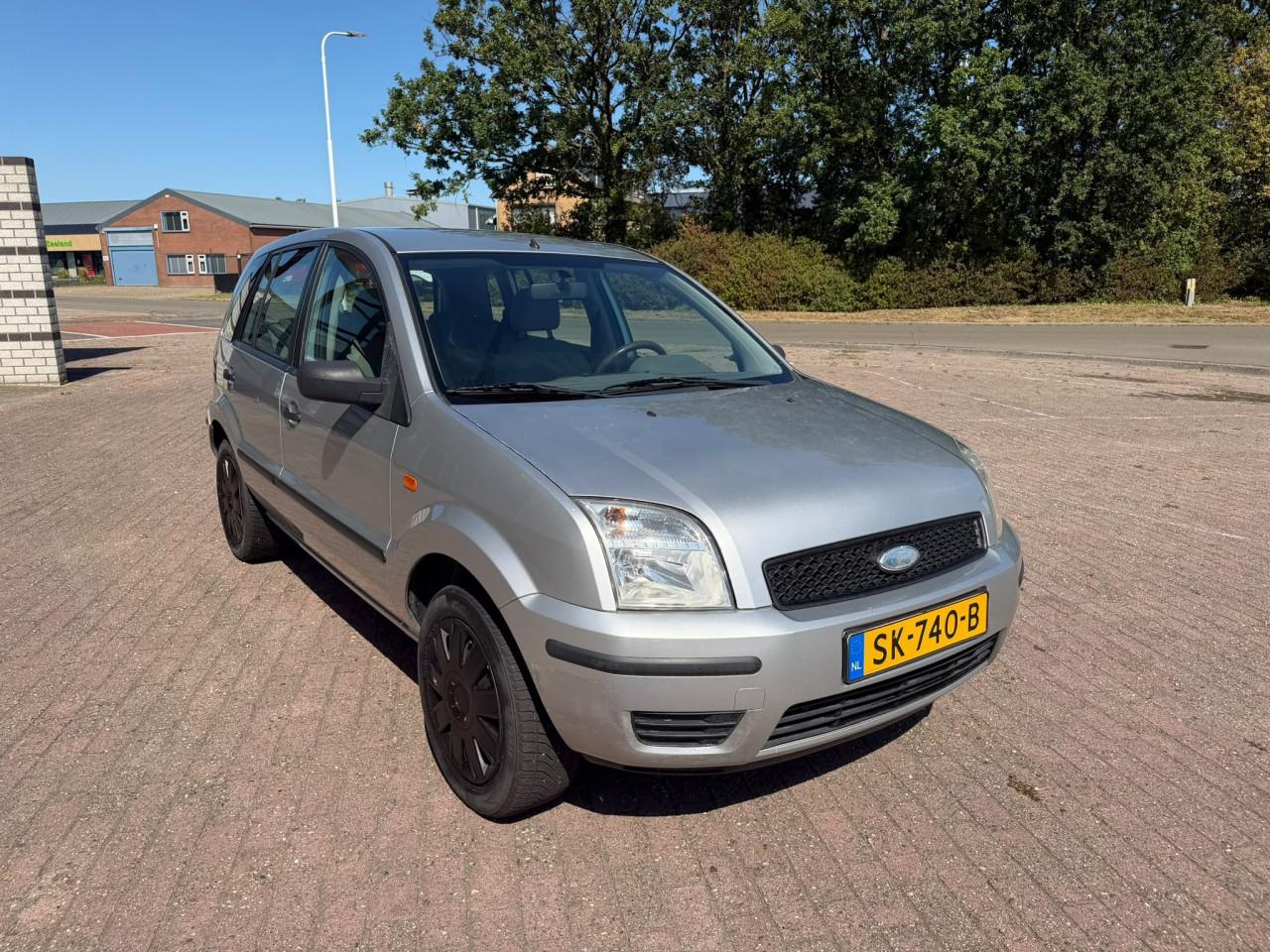 Tw koop diverse autos