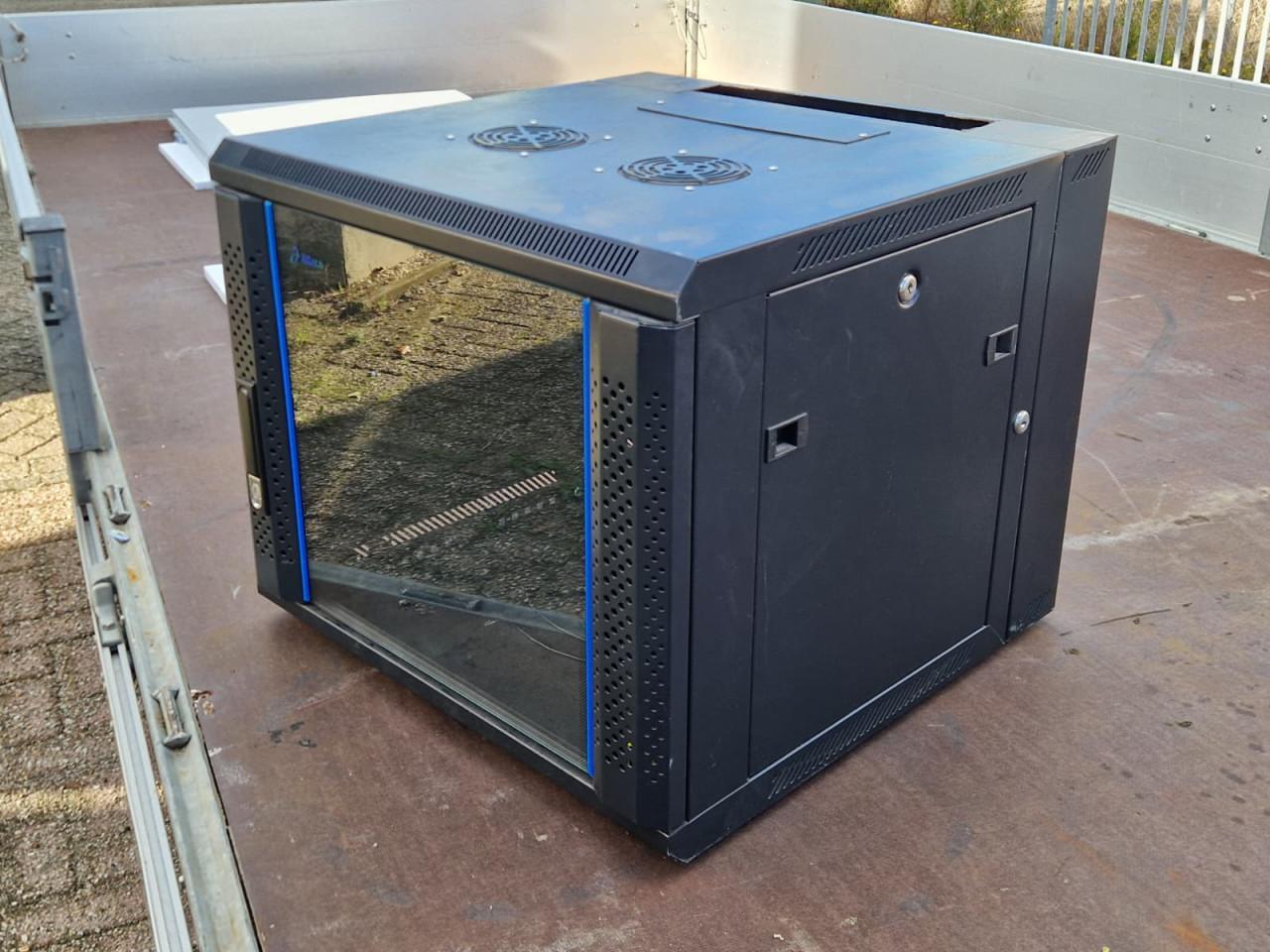 Patchkast / Serverkast 19 inch – 61x60x51 cm