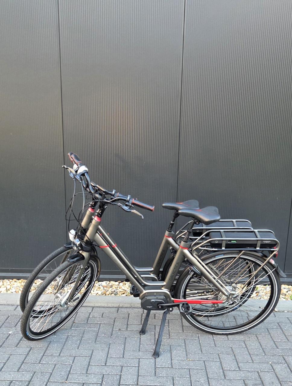 Mooie nette set Vogue Galactica 418Wh framemaat 53