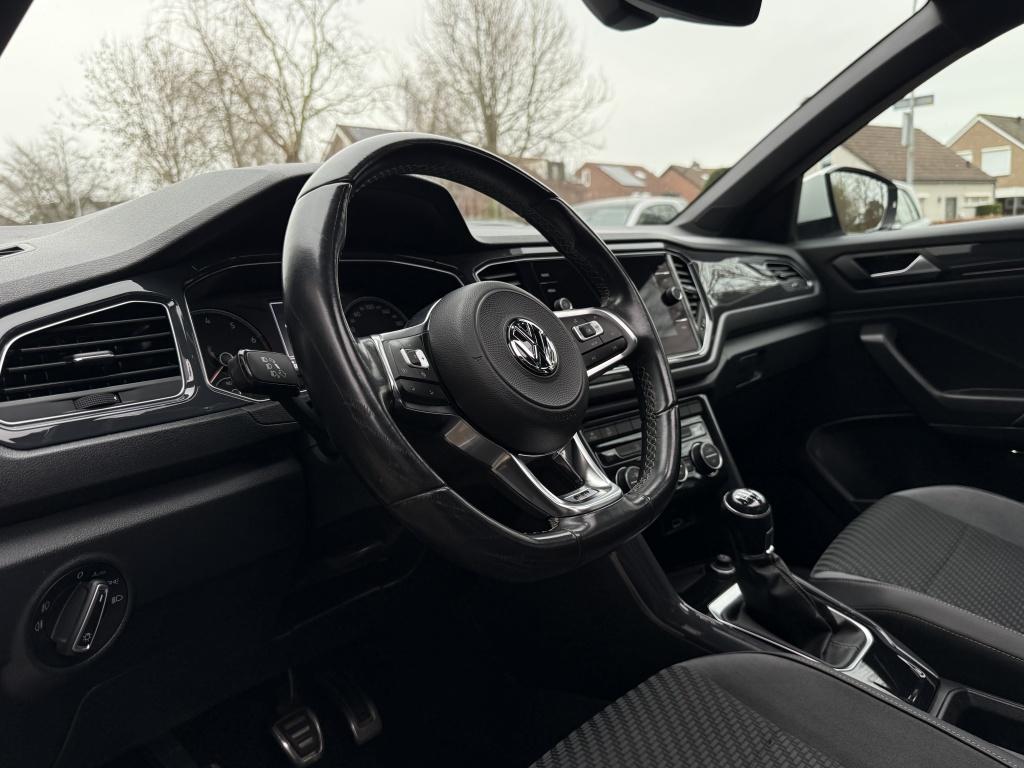 Volkswagen T-roc 1.5 tsi // r-line pakket // panoramadak //