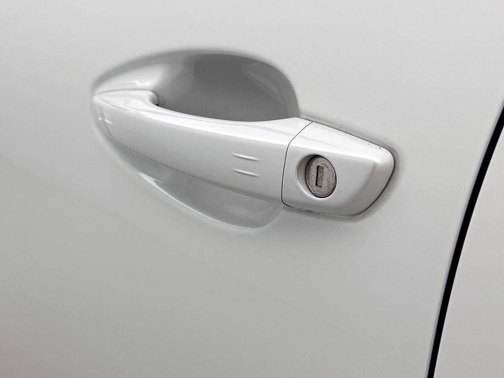 Peugeot 3008 hybrid 225 pk automaat gt | rijklaar | adaptive cruise | focal