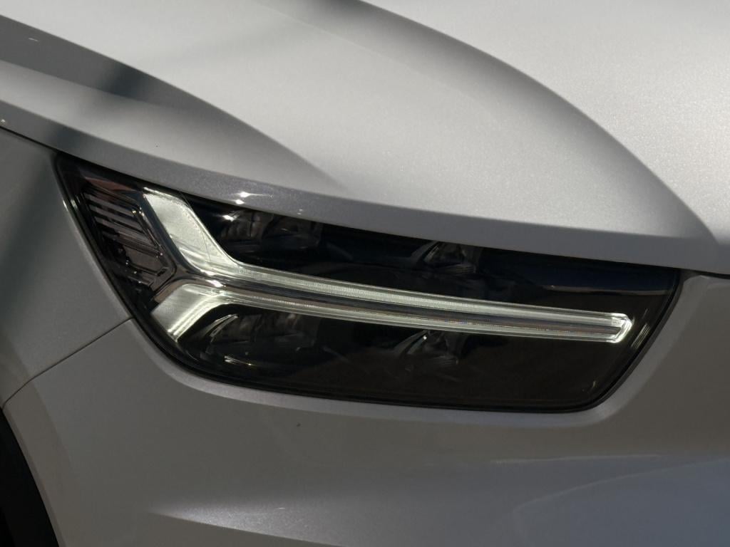 Volvo XC40 2.0 t5 awd r-design | harman kardon | pano | acc | achteruitrijc