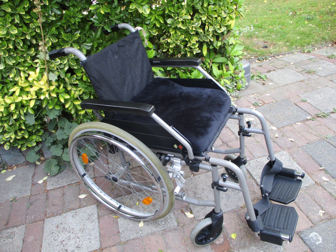 Degelijke rolstoel te koop
