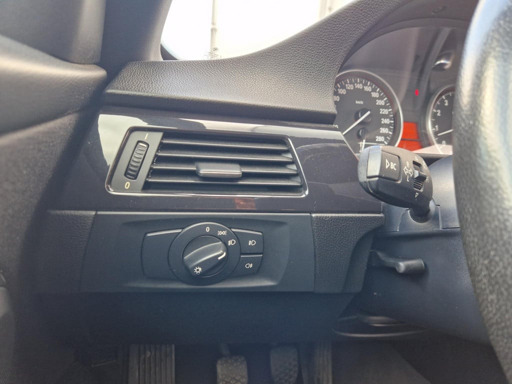 BMW 3-serie coupé 325i executive